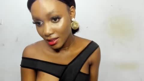 Snapshot of ebony_slimgirl2 chatting on October 11, 6:28 pm Ebony-slimgirl2 online show from October 11, 6:28 pm