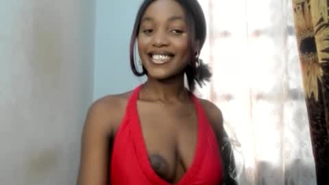 Snapshot of ebony_slimgirl2 chatting on November 8, 11:32 am Ebony-slimgirl2 online show from November 8, 11:32 am