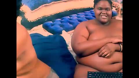 Snapshot of ebonyhotbuns4u2luv chatting on March 12, 12:04 pm ebonyhotbuns4u2luv online show from March 12, 12:04 pm