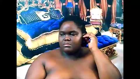 Snapshot of ebonyhotbuns4u2luv chatting on March 12, 7:06 pm ebonyhotbuns4u2luv online show from March 12, 7:06 pm