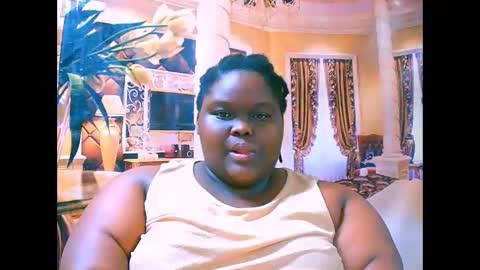 Snapshot of ebonyhotbuns4u2luv chatting on September 13, 9:14 pm ebonyhotbuns4u2luv online show from September 13, 9:14 pm