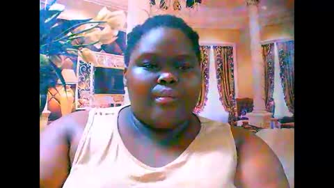 Snapshot of ebonyhotbuns4u2luv chatting on September 19, 10:38 am ebonyhotbuns4u2luv online show from September 19, 10:38 am