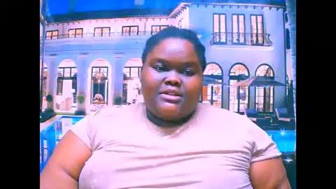 Snapshot of ebonyhotbuns4u2luv chatting on October 1, 9:48 am ebonyhotbuns4u2luv online show from October 1, 9:48 am