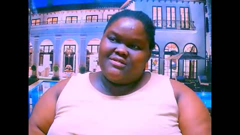 Snapshot of ebonyhotbuns4u2luv chatting on October 15, 7:25 pm ebonyhotbuns4u2luv online show from October 15, 7:25 pm