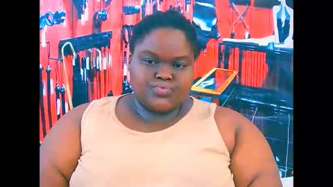 Snapshot of ebonyhotbuns4u2luv chatting on October 31, 7:20 am ebonyhotbuns4u2luv online show from October 31, 7:20 am