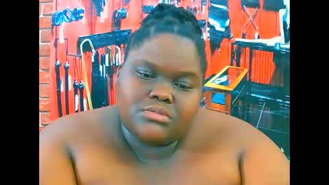 Snapshot of ebonyhotbuns4u2luv chatting on November 14, 10:47 am ebonyhotbuns4u2luv online show from November 14, 10:47 am