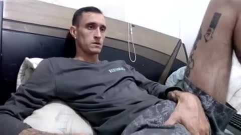 Snapshot of ed_big_cock chatting on November 17, 5:41 pm Edd Gallego online show from November 17, 5:41 pm