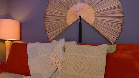 Snapshot of eddieds chatting on January 4, 2:46 am Eddie online show from January 4, 2:46 am