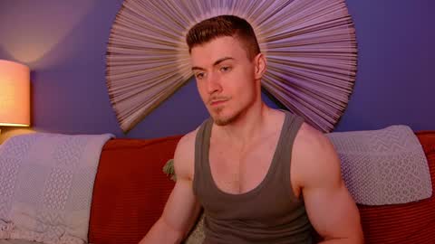 Snapshot of eddieds chatting on February 1, 2:47 am Eddie online show from February 1, 2:47 am