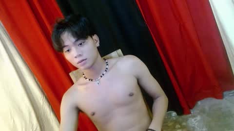 Snapshot of edelcum_xx chatting on February 12, 7:24 pm edelcum_xx online show from February 12, 7:24 pm