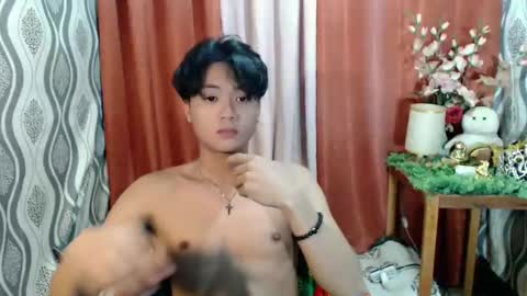 Snapshot of edelcum_xx chatting on February 17, 12:05 pm edelcum_xx online show from February 17, 12:05 pm