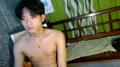 Snapshot of edelcum_xx chatting on February 18, 4:05 pm edelcum_xx online show from February 18, 4:05 pm