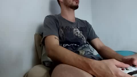 Snapshot of eden_glock chatting on January 10, 4:33 am Hey my name is Eden follow me IG ede glock online show from January 10, 4:33 am