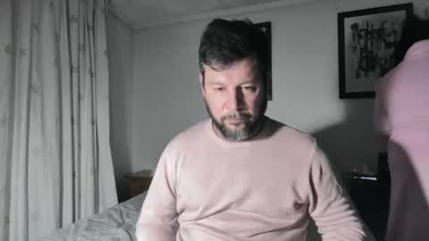 ednaih online show from December 20, 1:02 am