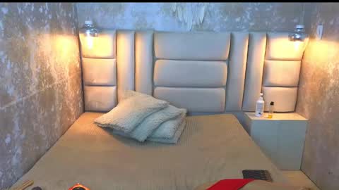 EdnaJarath online show from February 17, 2:53 am