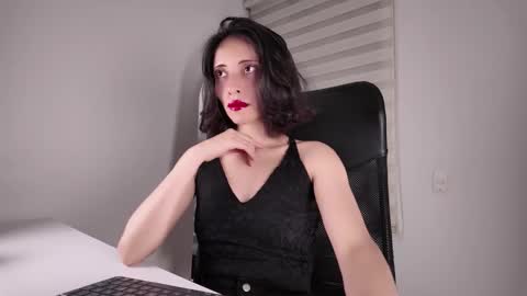 Edranah online show from October 23, 9:46 pm