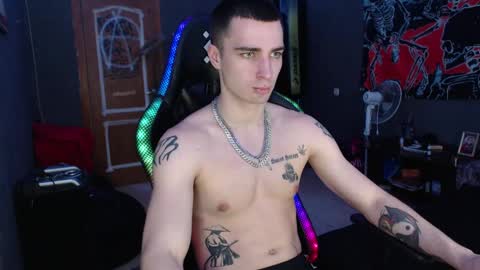 Eduar online show from January 21, 1:22 pm