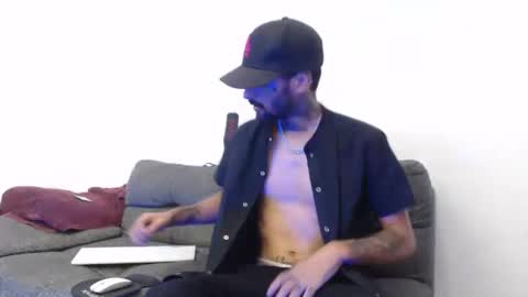 edward_johnsonn online show from September 16, 12:50 pm