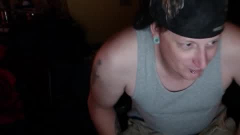 edwardaims_2please online show from September 10, 2:22 am