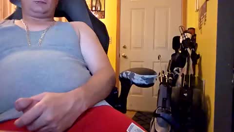 edwardaims_2please online show from September 22, 4:36 am