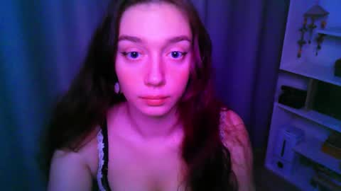 effie_balconii online show from November 8, 1:44 pm