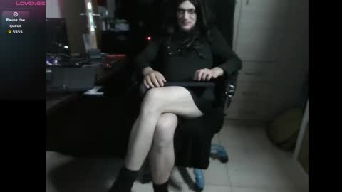 efi_crossou online show from November 6, 12:44 am