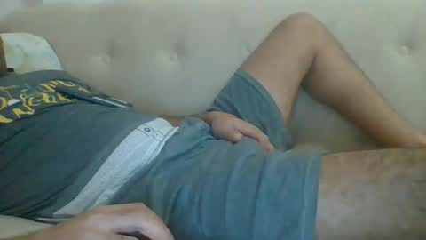 Snapshot of egyman2022 chatting on February 1, 7:23 pm Im momo 35 Egyptian at Dubai online show from February 1, 7:23 pm