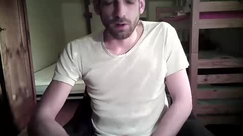 Snapshot of eheh60800 chatting on January 28, 5:35 pm eheh60800 online show from January 28, 5:35 pm