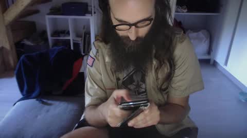 eighthundredeightyeight online show from September 11, 9:20 am