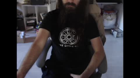 eighthundredeightyeight online show from October 9, 10:46 am