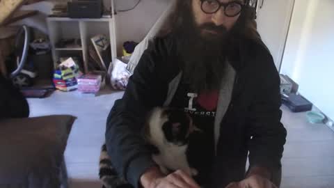 eighthundredeightyeight online show from October 18, 9:54 am