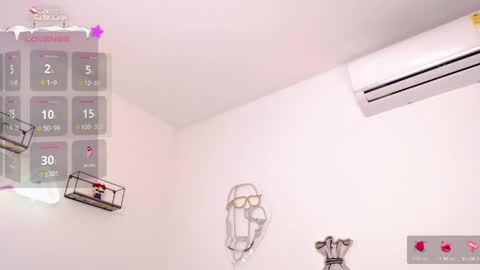 eileenn tanihara online show from December 18, 12:10 am