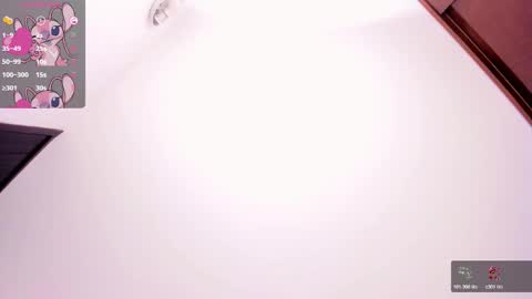 eileenn tanihara online show from October 26, 8:20 am