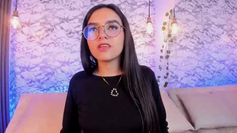 eimy_rosse18 online show from November 15, 12:56 pm
