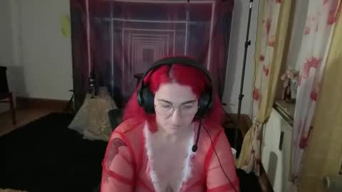 einfach_dani online show from December 1, 7:30 pm