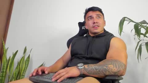 Snapshot of eithanconor1 chatting on September 24, 6:22 pm EITHAN CONOR online show from September 24, 6:22 pm