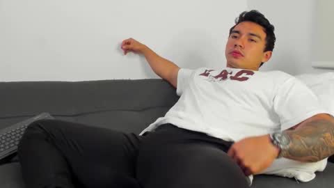 Snapshot of eithanconor1 chatting on November 22, 1:59 am EITHAN CONOR online show from November 22, 1:59 am