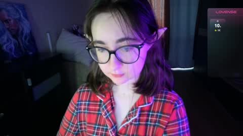 If you like it when I meow give me a thumbs up online show from December 5, 9:17 am