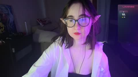 If you like it when I meow give me a thumbs up online show from December 10, 9:23 am