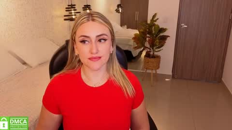 Snapshot of ela_ps chatting on October 6, 12:13 pm LOREIN online show from October 6, 12:13 pm