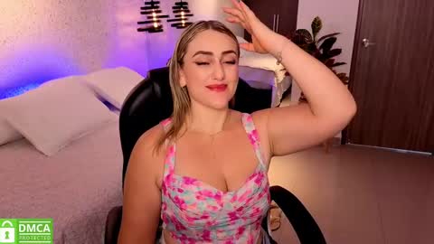 Snapshot of ela_ps chatting on October 19, 12:06 pm LOREIN online show from October 19, 12:06 pm