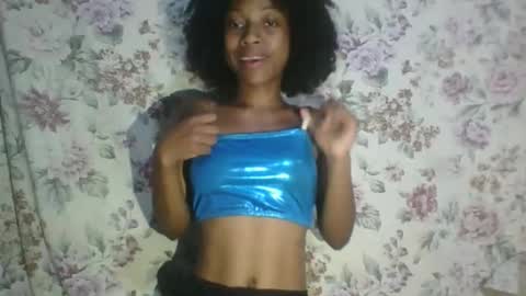 Snapshot of elalia1234 chatting on November 4, 3:27 am elalia1234 online show from November 4, 3:27 am