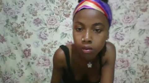 Snapshot of elalia1234 chatting on November 24, 12:38 pm elalia1234 online show from November 24, 12:38 pm