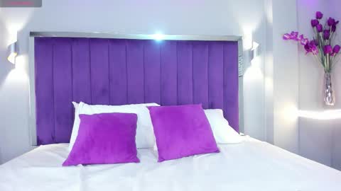 Ela online show from November 1, 4:14 am