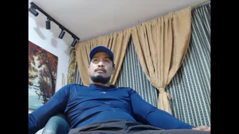 Snapshot of elcaballeroblack chatting on October 5, 11:46 pm elcaballeroblack online show from October 5, 11:46 pm