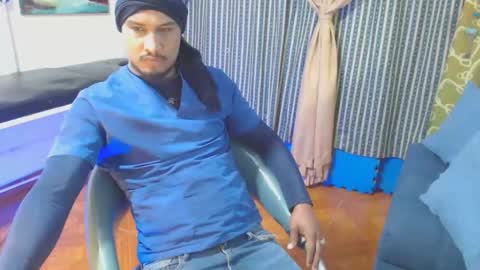 Snapshot of elcaballeroblack chatting on October 19, 4:13 am elcaballeroblack online show from October 19, 4:13 am