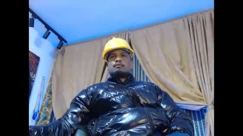 Snapshot of elcaballeroblack chatting on October 23, 12:10 am elcaballeroblack online show from October 23, 12:10 am