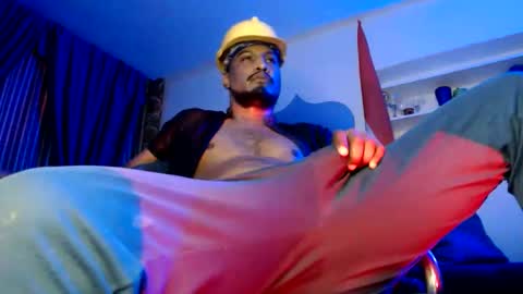 Snapshot of elcaballeroblack chatting on November 13, 1:04 am elcaballeroblack online show from November 13, 1:04 am