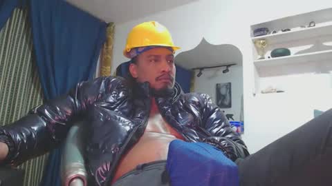 Snapshot of elcaballeroblack chatting on November 26, 2:12 am elcaballeroblack online show from November 26, 2:12 am