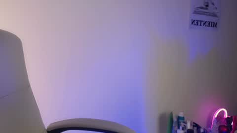  Elektra Sky  online show from January 6, 4:58 am